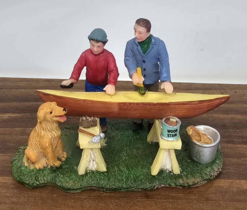 Retired Lemax 2008 Kayak Building Holidays Seasons #82513 Wood Stain Paint Dog
